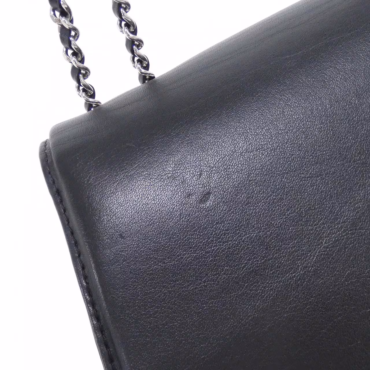Seller photograph of the bag