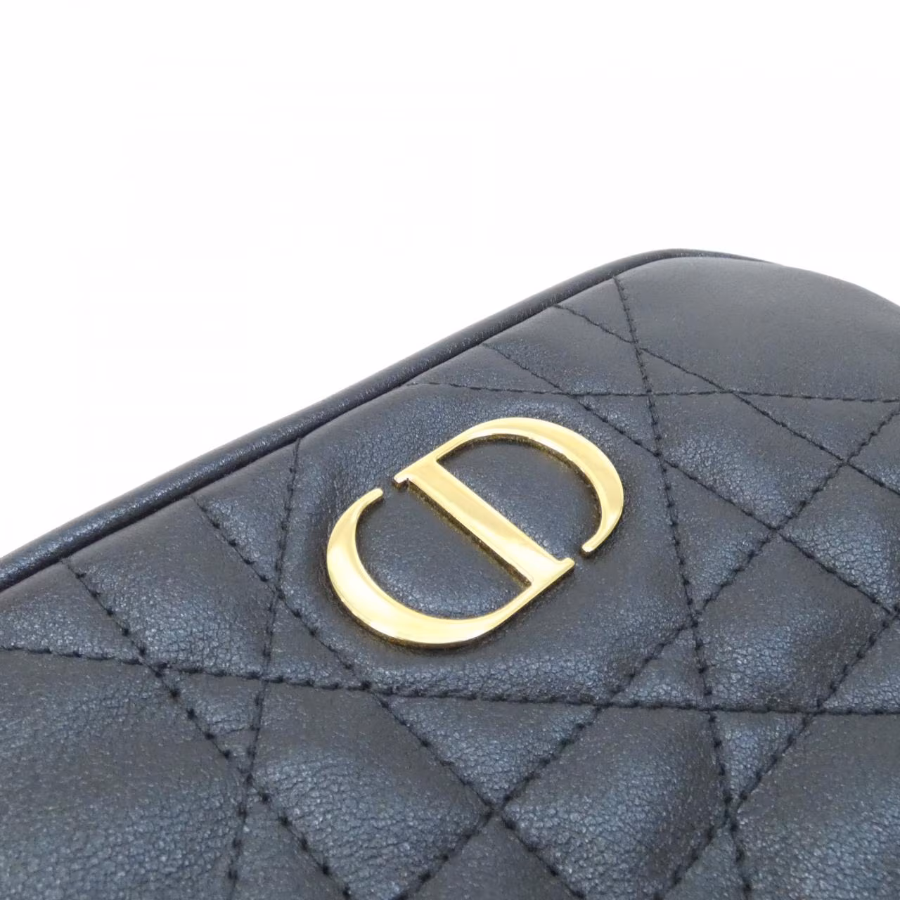 Seller photograph of the bag