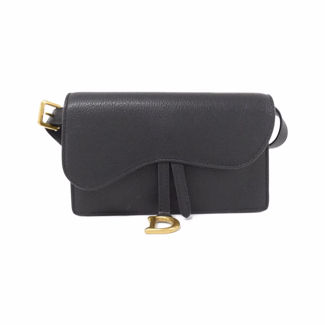 Saddle-shaped pouch with a curved flap and a belt loop at the back.