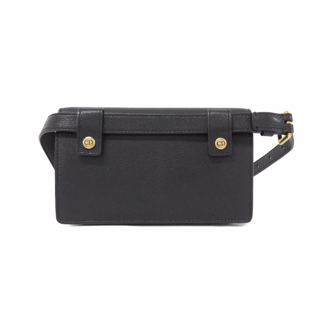 Saddle-shaped pouch with a curved flap and a belt loop at the back.