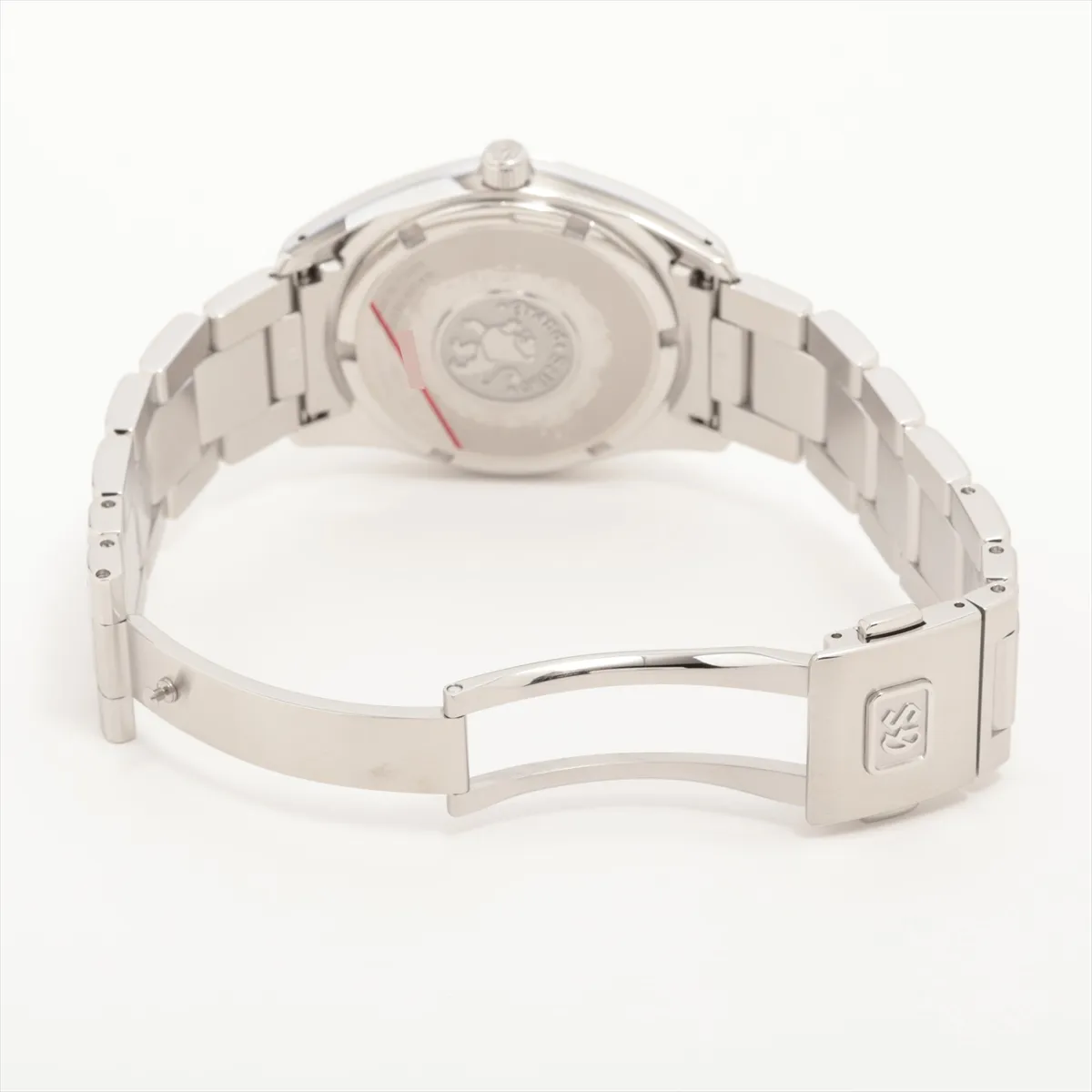 Stainless steel watch with a black dial, baton indices and a steel bracelet