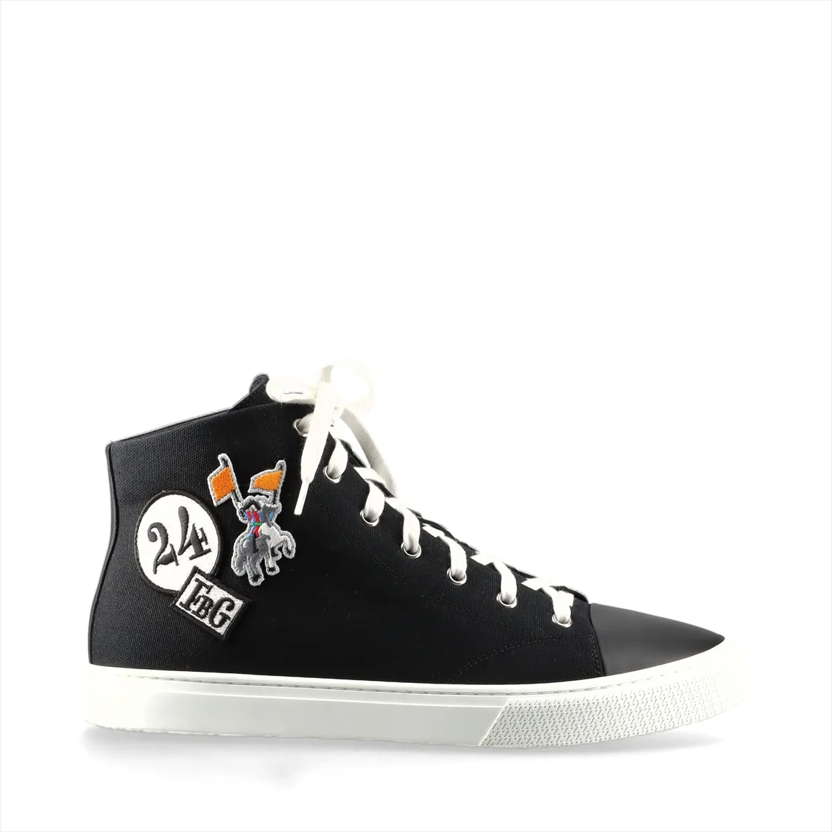 Black canvas and leather high-top sneaker with lace fastening and a white sole.