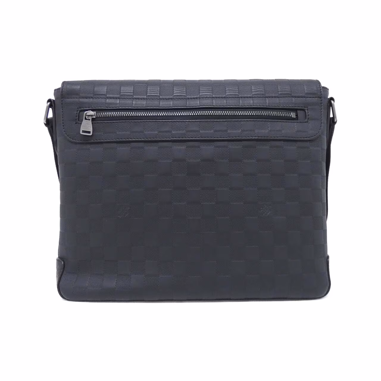 Seller photograph of the bag