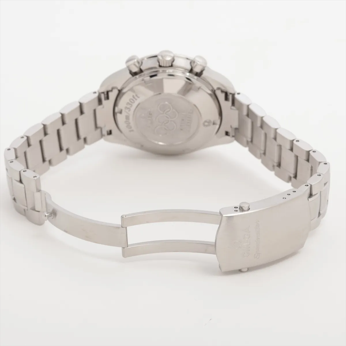 White chronograph dial with subdials in a polished steel case and matching bracelet