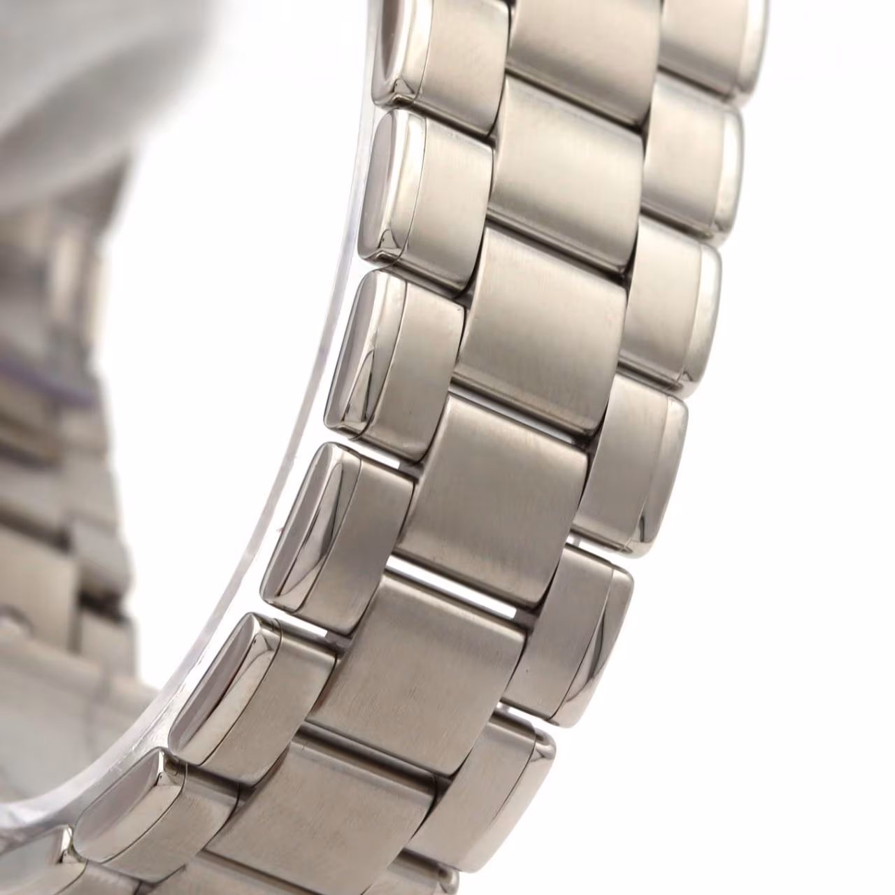 Stainless steel quartz wristwatch with a pale dial, slim baton markers and polished case.