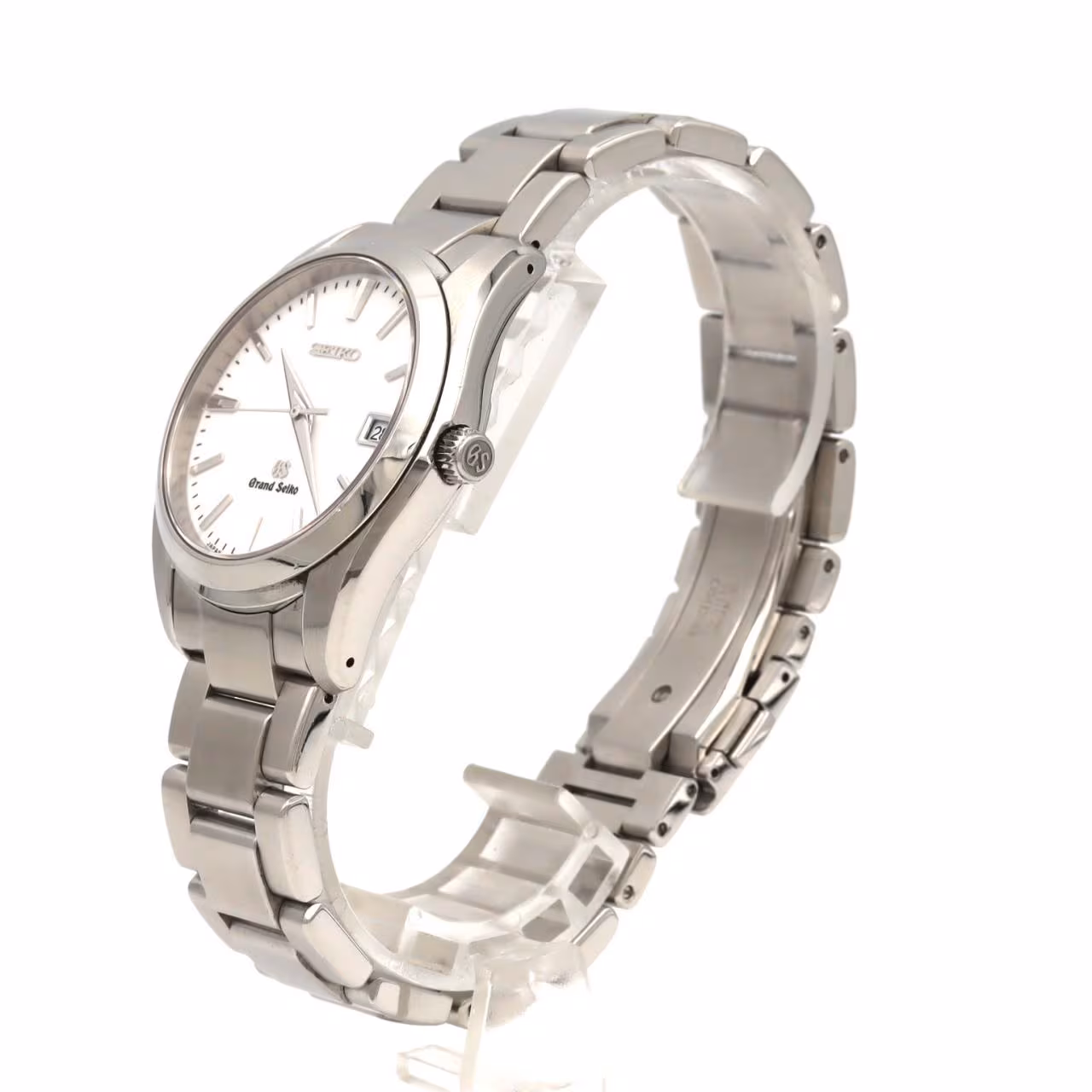 Stainless steel wristwatch with a light dial and integrated steel bracelet.