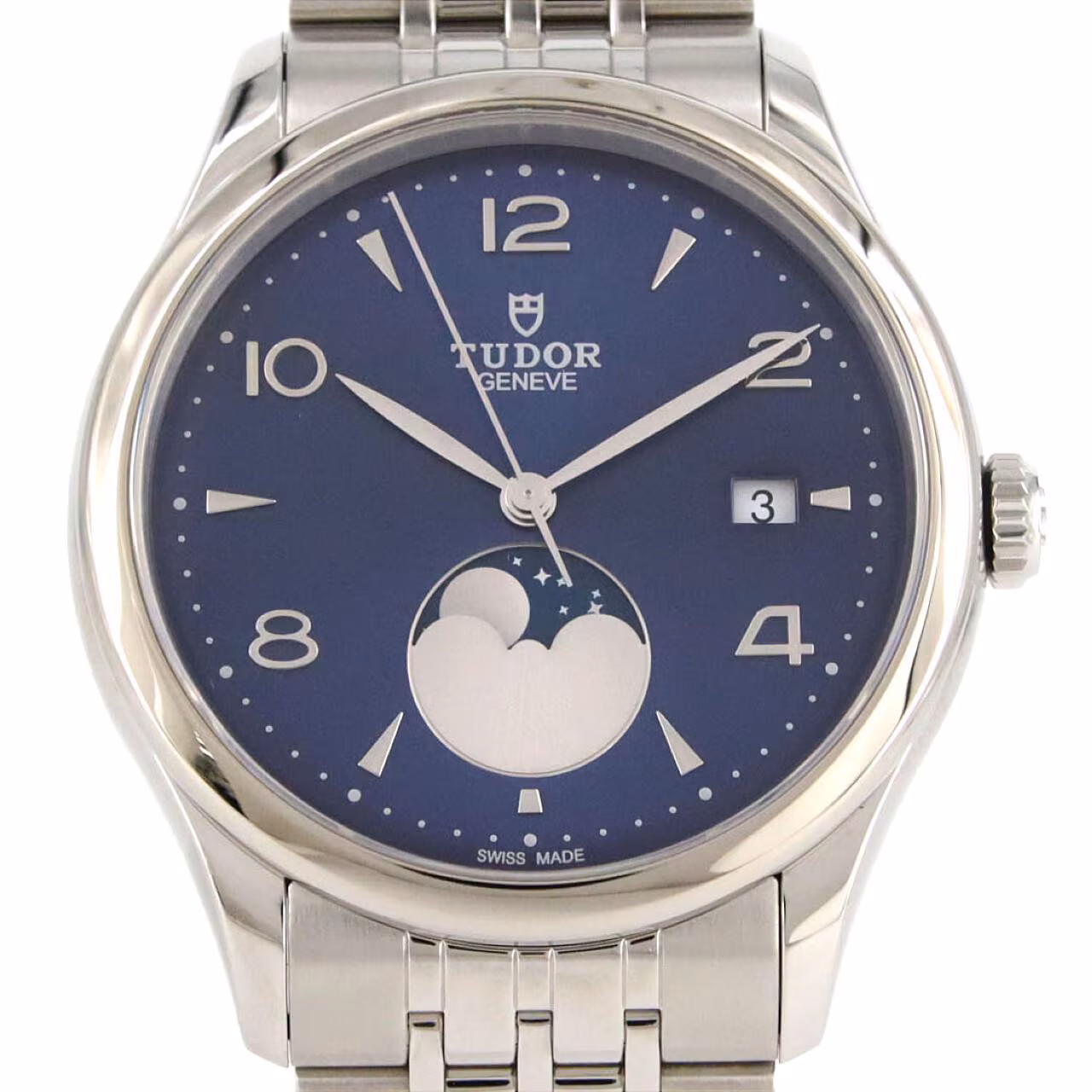 Steel bracelet watch with a round polished case and light dial.