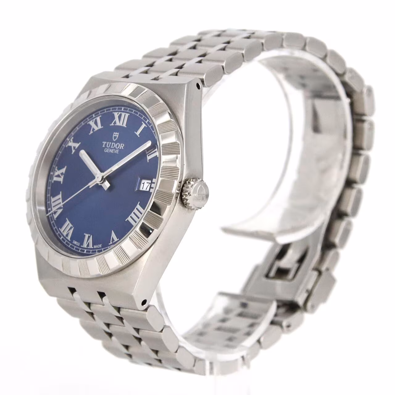 Stainless steel automatic wristwatch with an integrated bracelet and fluted bezel.